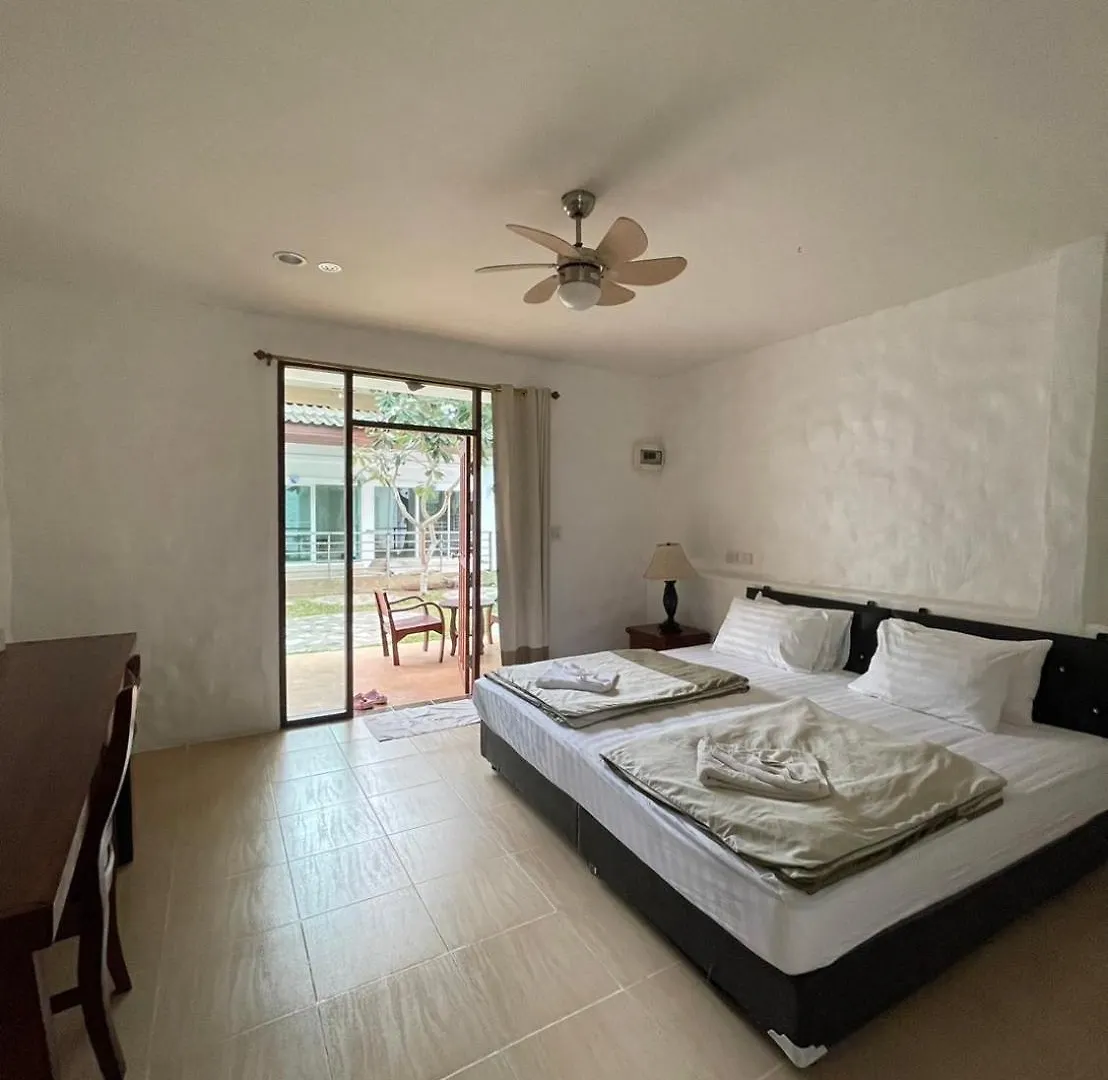 קו טאו Gee Resort