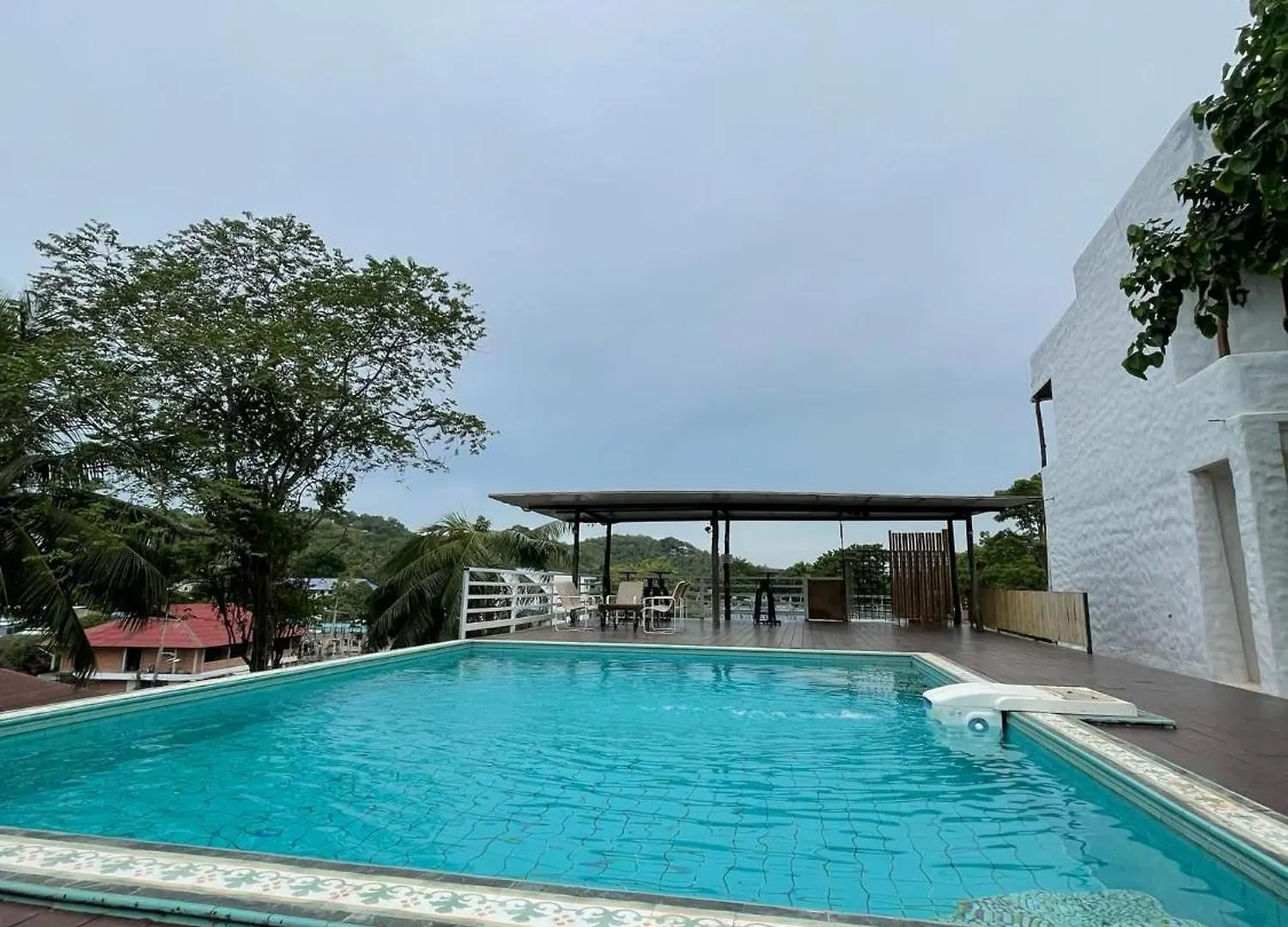 מלון קו טאו Gee Resort