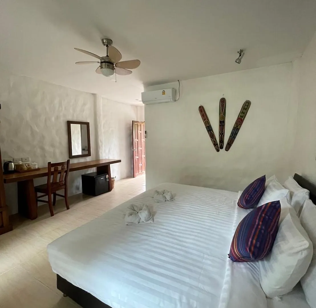 קו טאו Gee Resort 3*, קו טאו